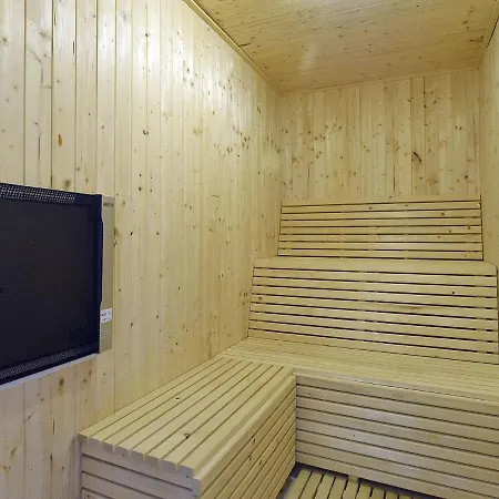 With Sauna And Bubble Bath In Minj